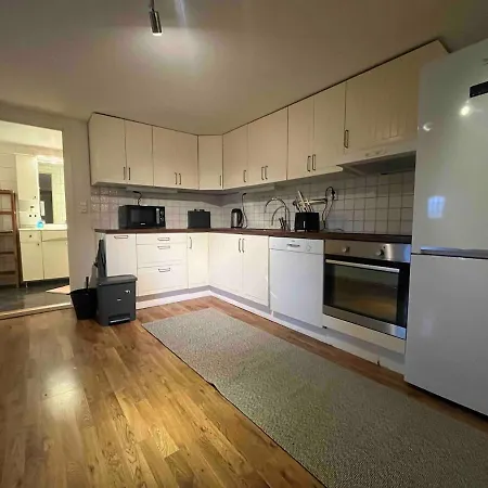 Appartement Modern Apartment, Stunning View, Large Garden! Lii